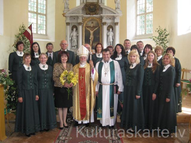 ar ev.lut bīskapu Brūveri